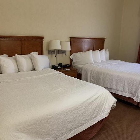 Hampton Inn Belle Vernon Esterno foto