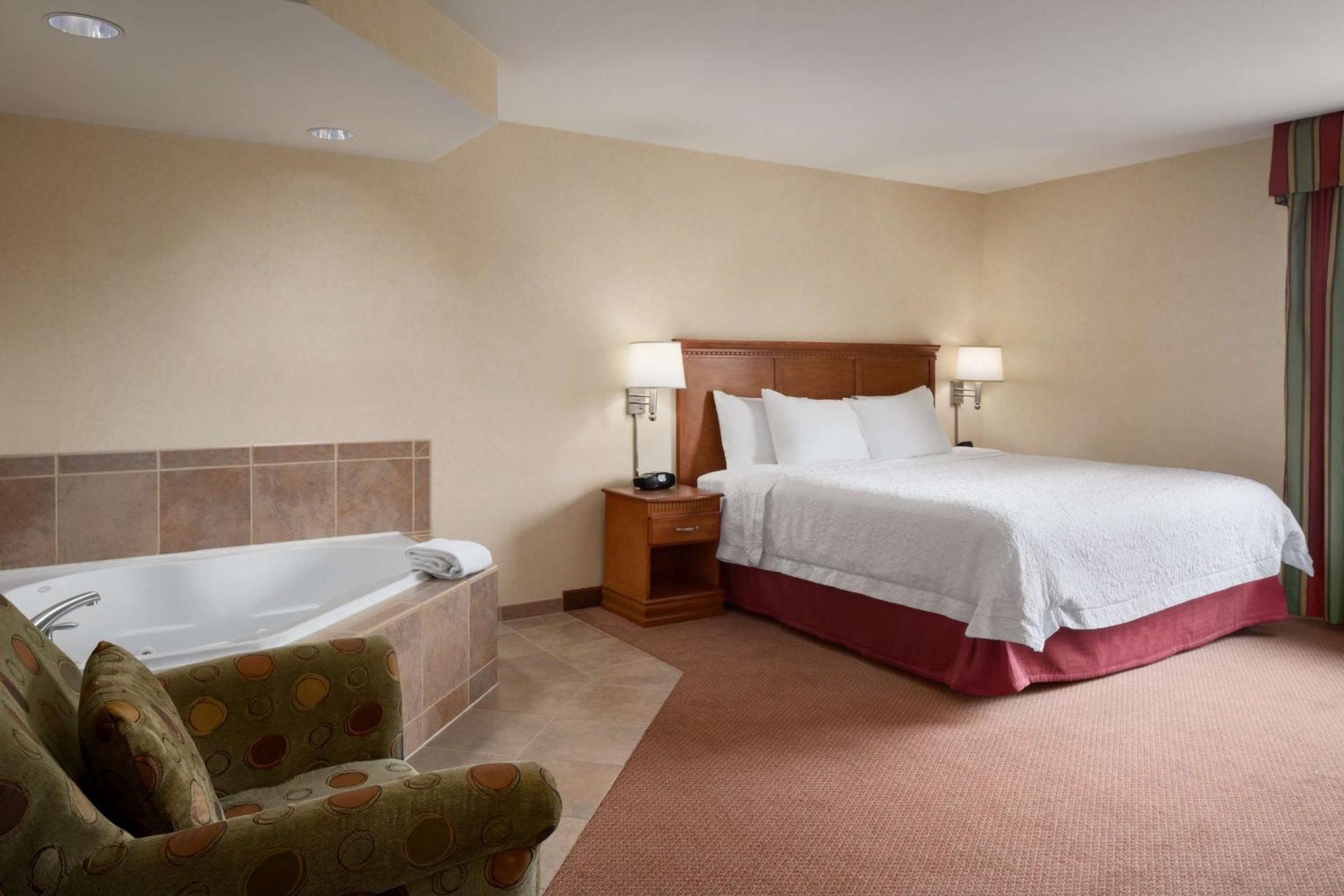 Hampton Inn Belle Vernon Esterno foto