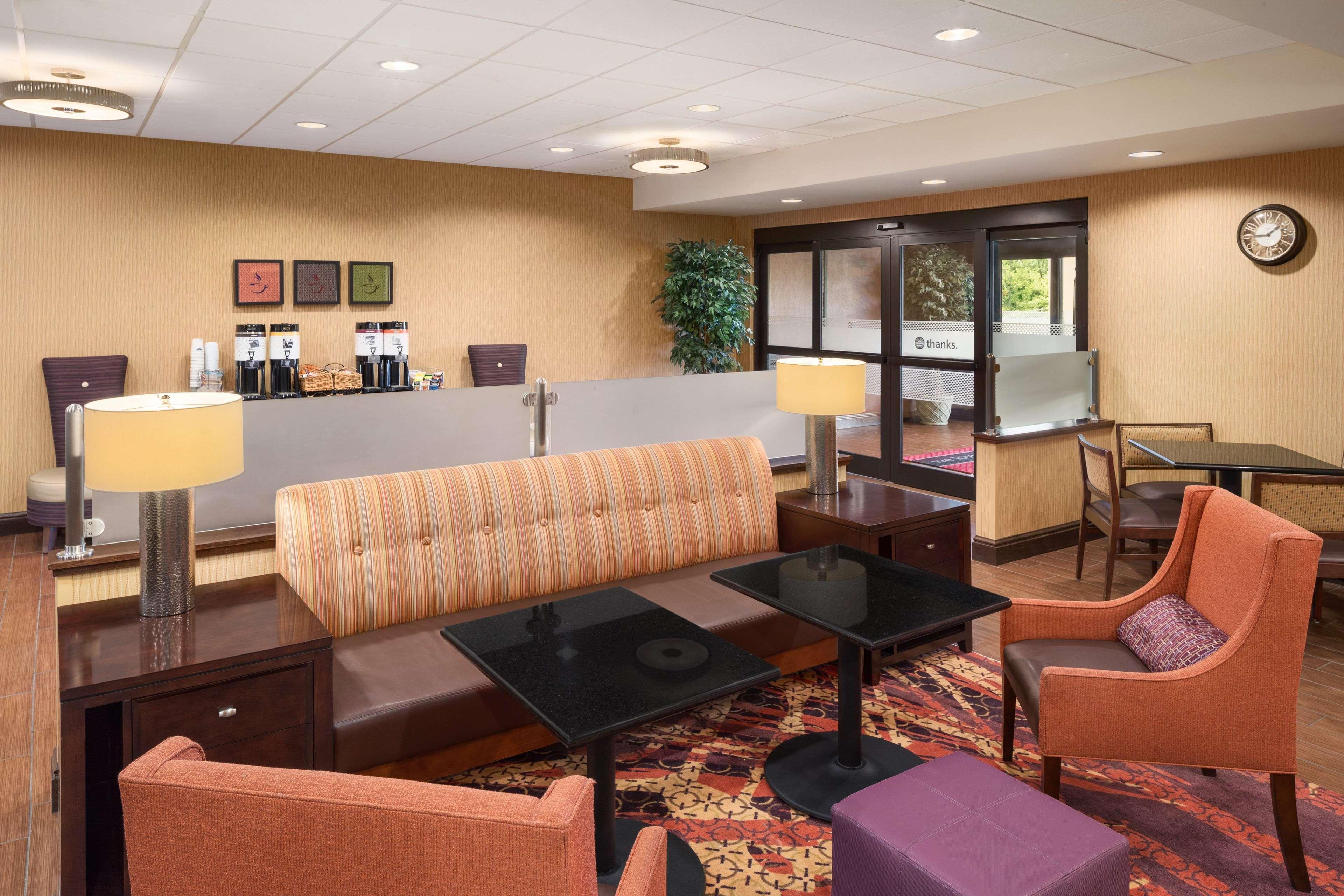 Hampton Inn Belle Vernon Esterno foto
