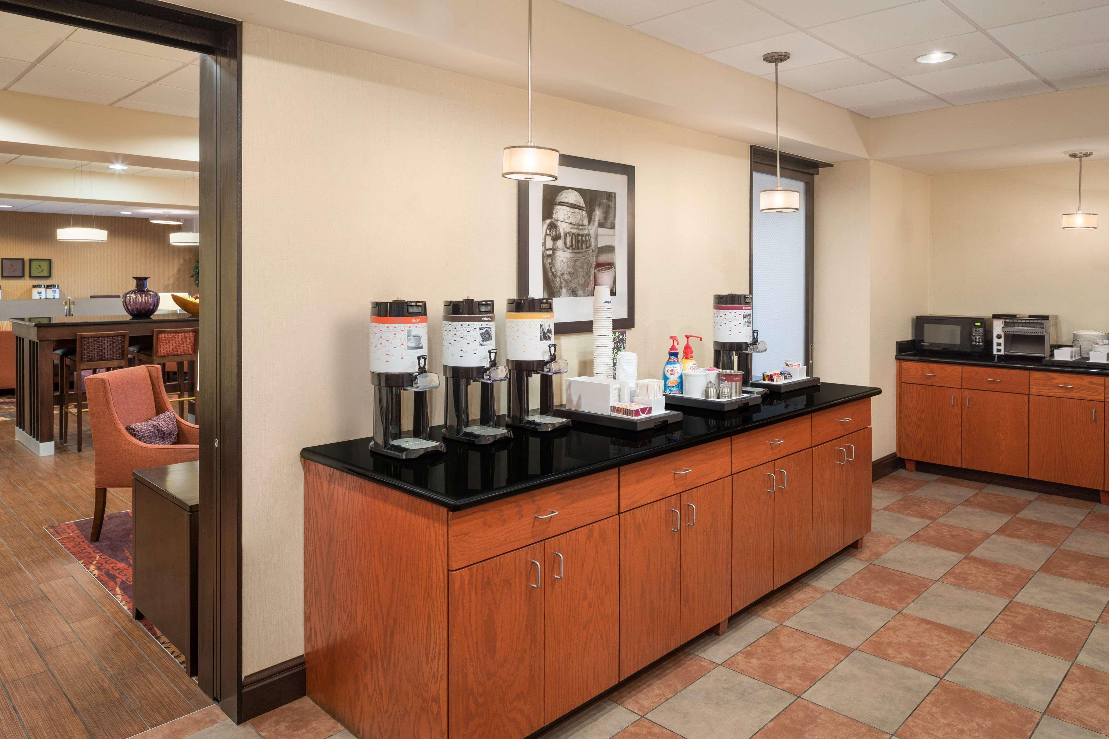 Hampton Inn Belle Vernon Esterno foto