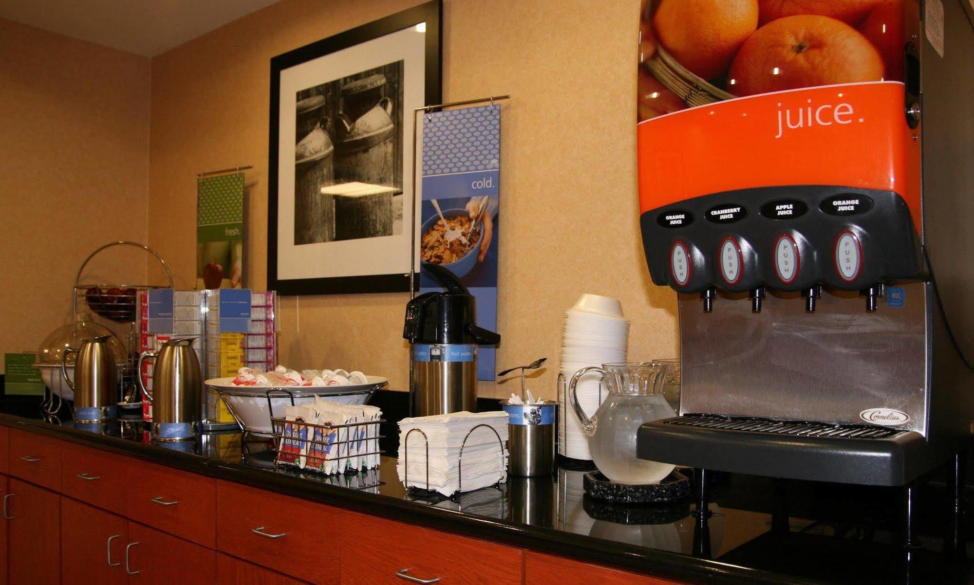 Hampton Inn Belle Vernon Esterno foto